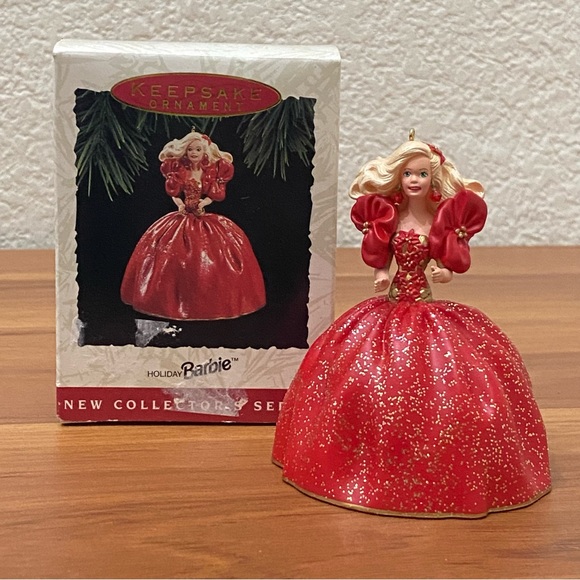 Vintage 1993 Hallmark Keepsake Holiday Barbie Christmas Tree Ornament - Picture 3 of 12